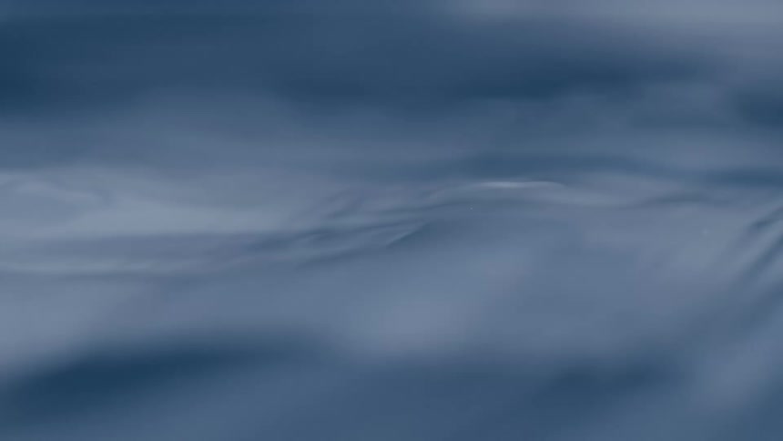Small ripples are moving in the water