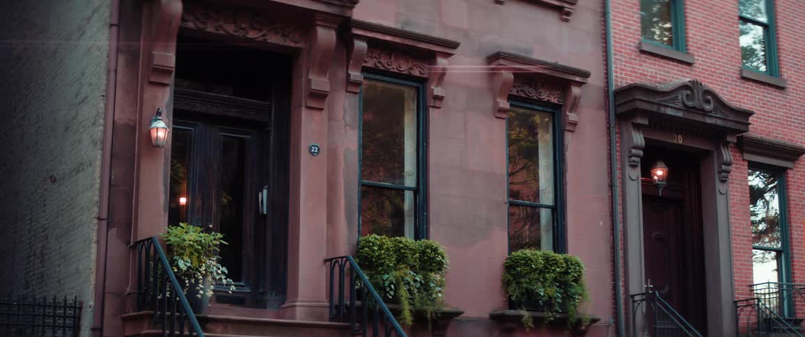 Brownstones line the town block