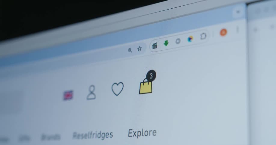 Closeup of an online shopping cart