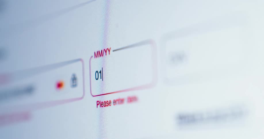 Entering month and year in box for credit card on computer screen
