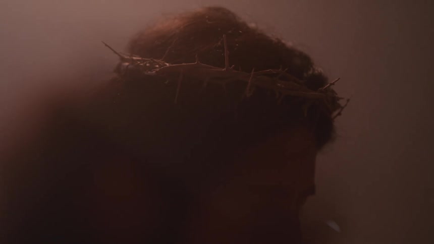 The man in the fog has a ring of thorns on his head
