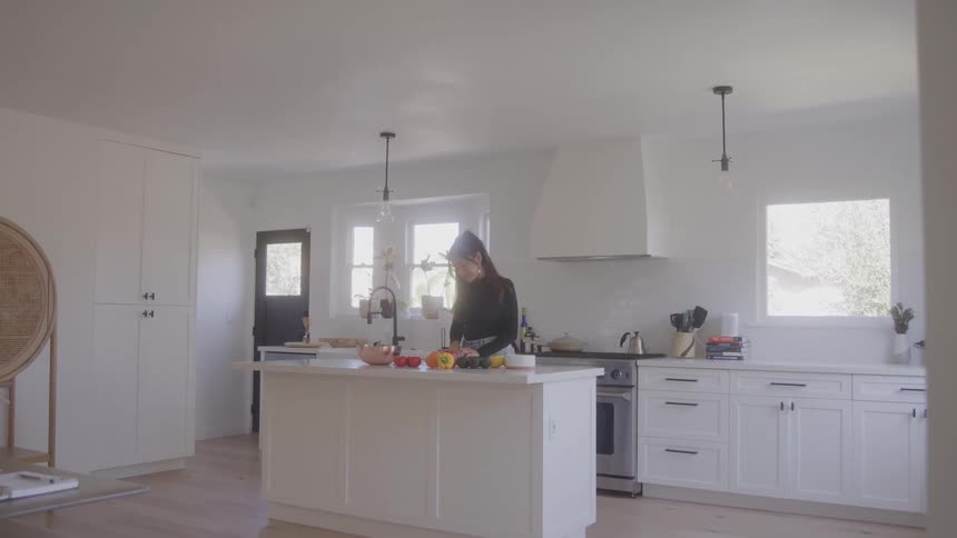 Woman cooking in the kitchen