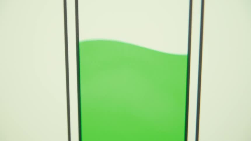 An animated graphic shows a battery icon filling up with green liquid eventually becoming completely full and green