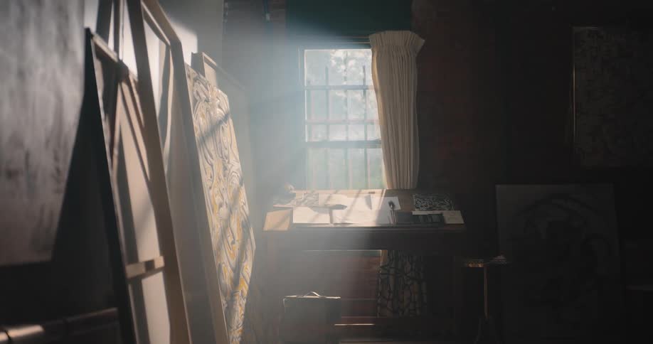 Sunlight shines in the dark room