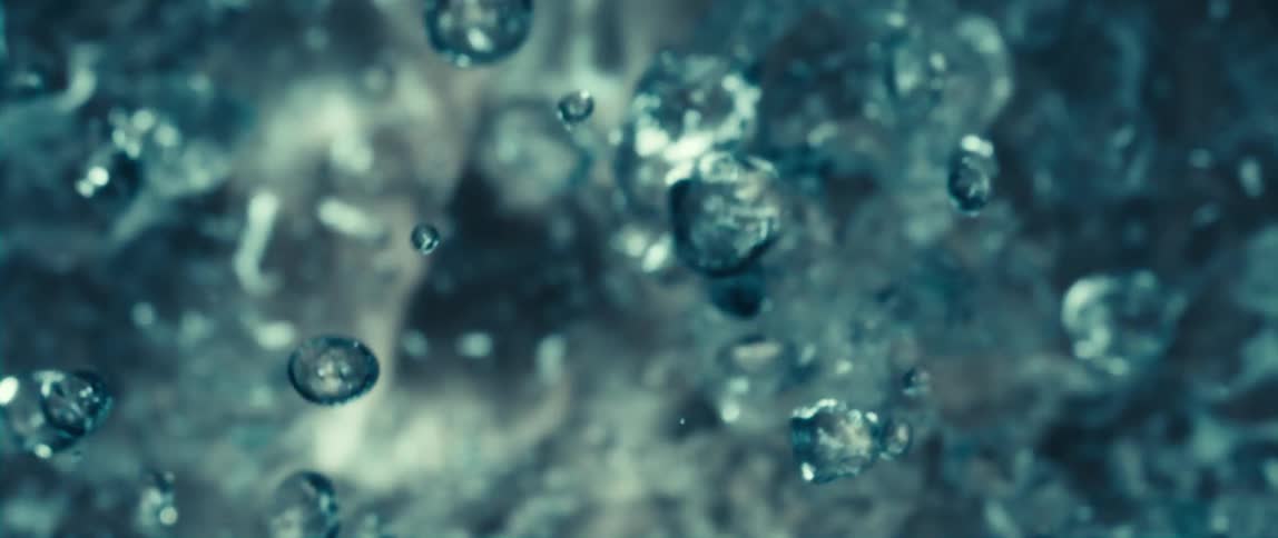 The water vibrates and drops move all over