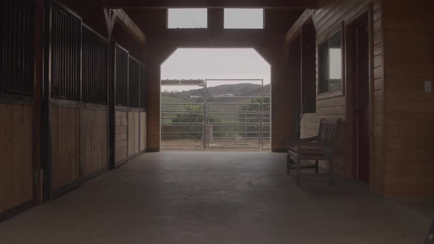 The empty stable is on the rach