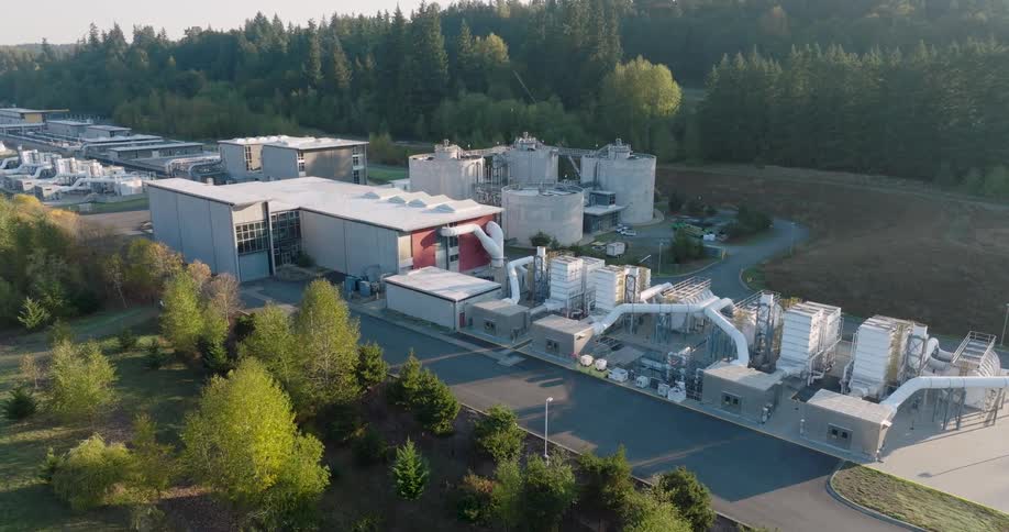 Subtle orbit around the above ground facilities of a modern water treatment plant