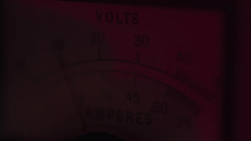 Lightilluminated analog display
