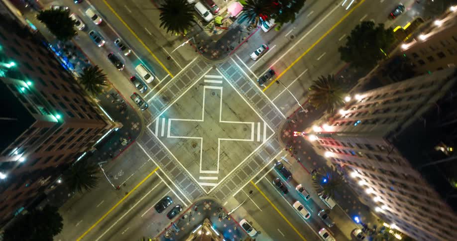 An hyperlapse view of the Hollywood Boulevard and Vine intersection