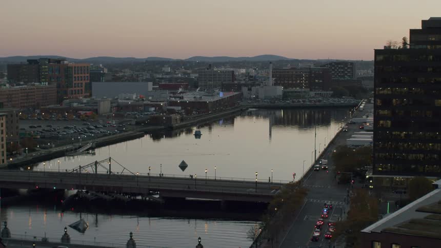 Lake in the center of an urban city at the end of the afternoon