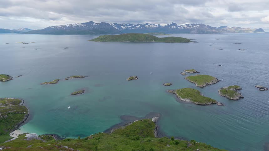 A time lapse of a shoreline and turquoise water