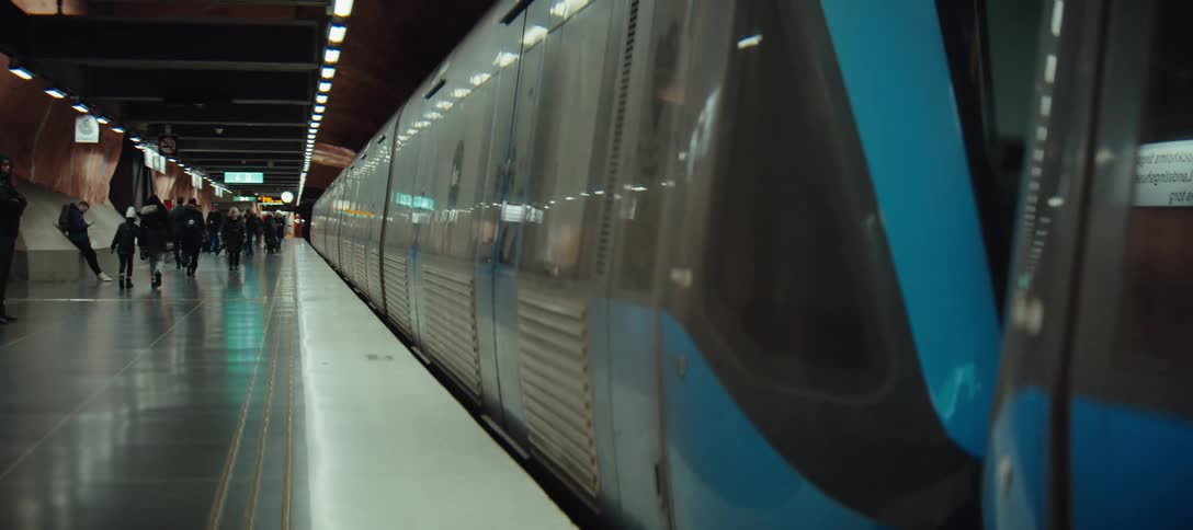 The train doors close and it leaves the subway