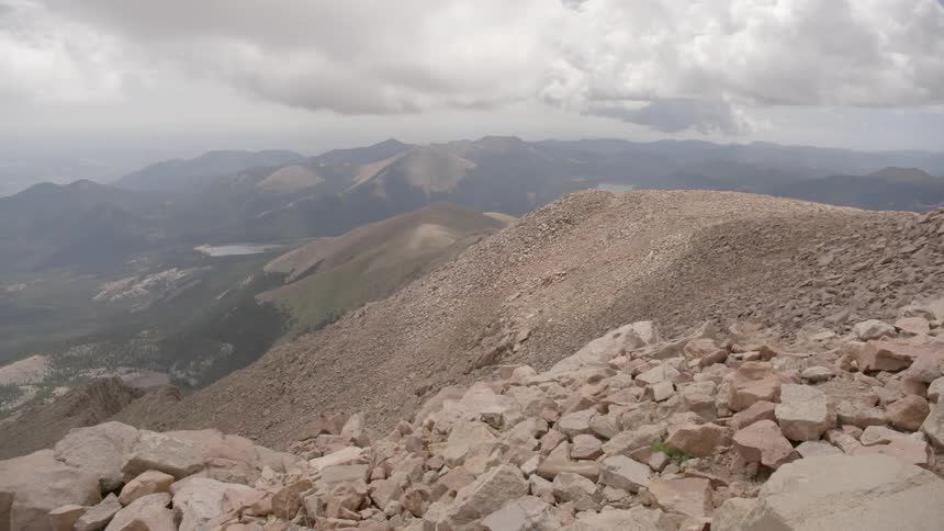 Mountainous landscape on a cloudy day