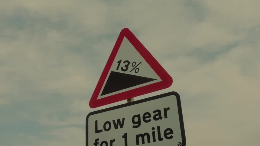 A view of a street sign in a city