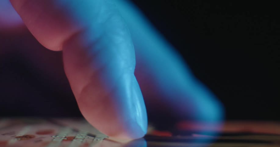 Finger scrolling on the screen of a smart phone
