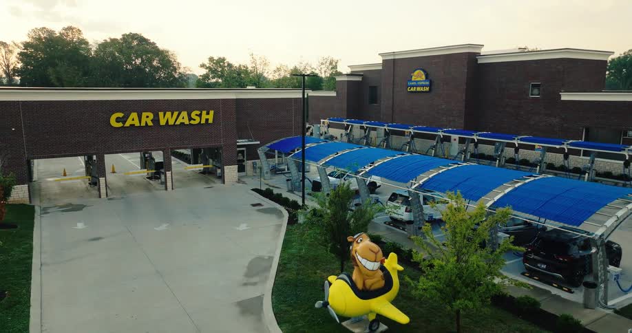 A view of a car wash in a city