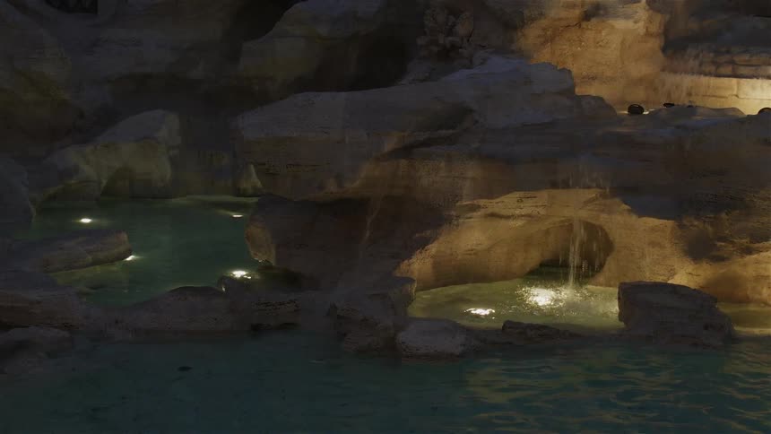 The sauna pools have water dripping into the different areas