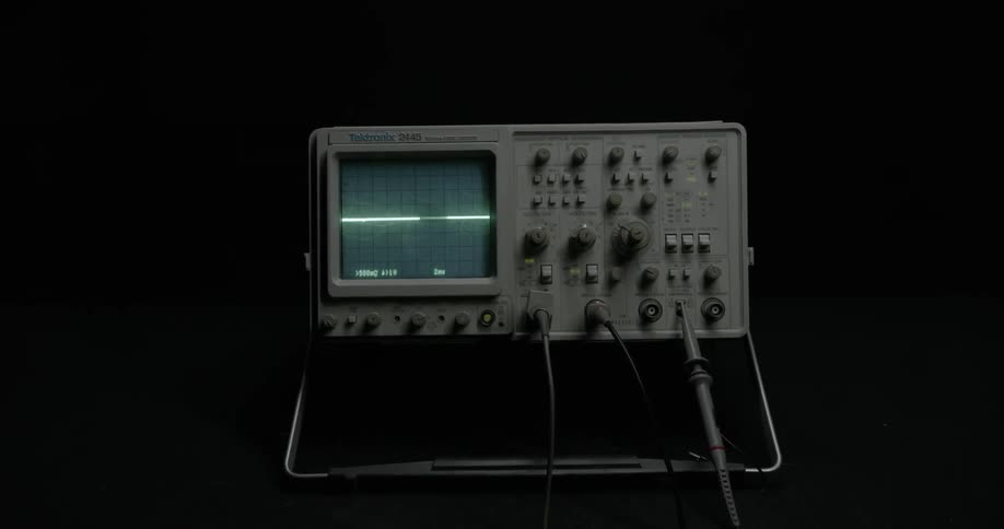 Piece of medical equipment flashes lines on a screen
