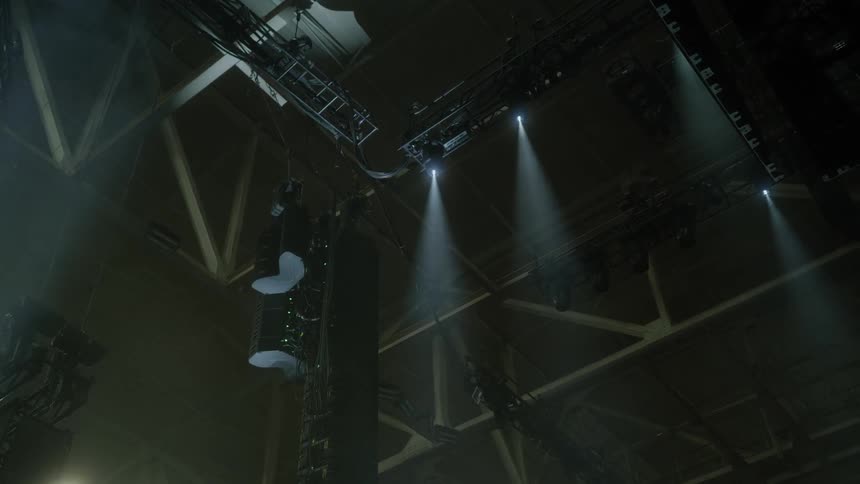 Spotlights narrow and widen