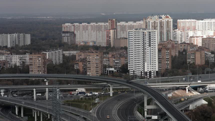 Vehicles speeding on highways in a city