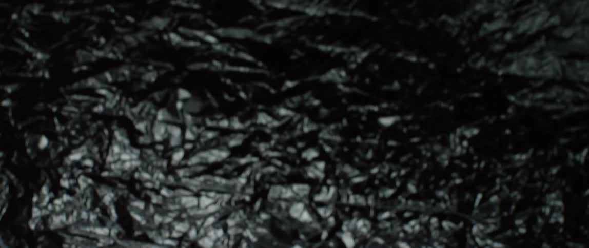 Aluminum foil floating and wrinkling