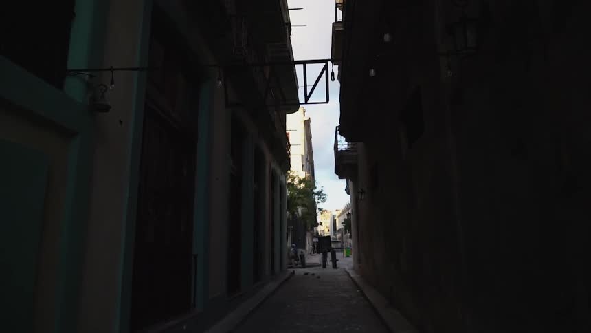 Alleyway in the city on a cloudy day