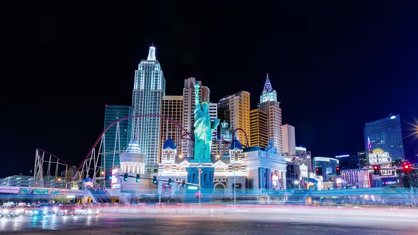 Time lapse of cars traveling down the las vegas strip at night