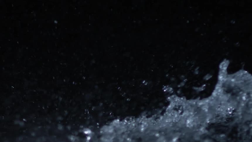 Water splashing up in droplets