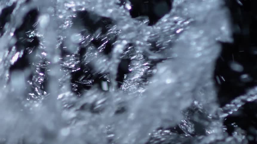 Water splashing up in droplets
