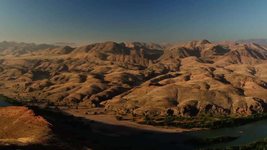 The mountains ahead have many hills