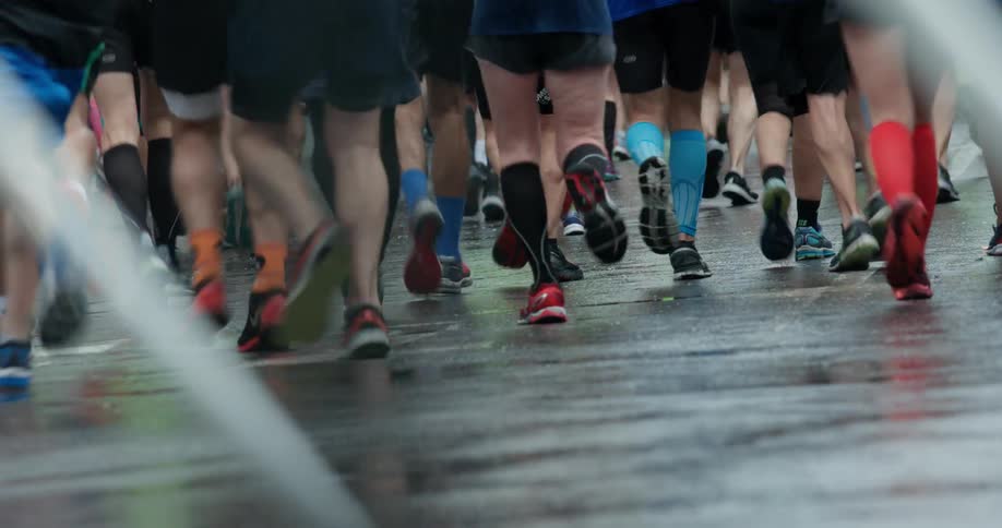 People running in a marathon