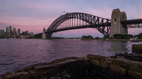 A timelapse of Harbour Bridge at Sunrise