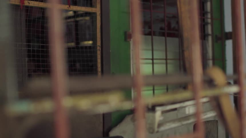 Bars and wire are securing a building