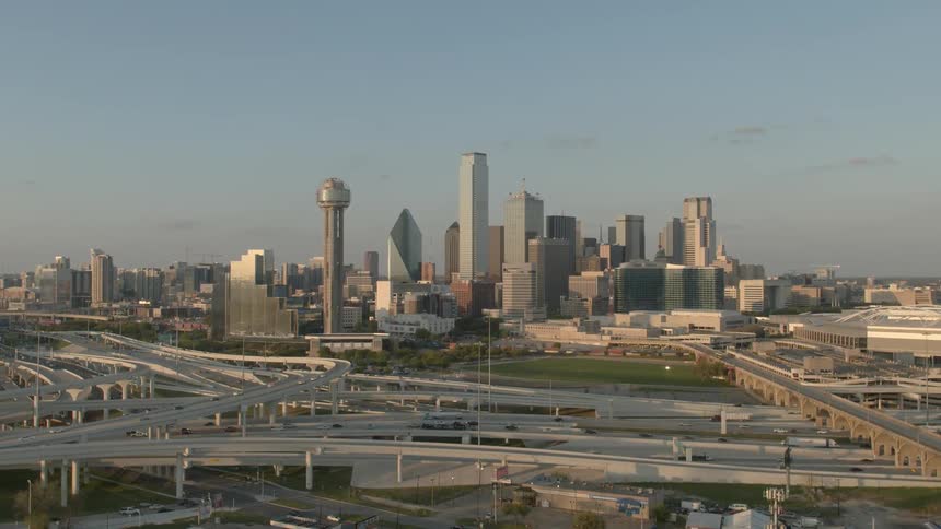 A large city on a clear day