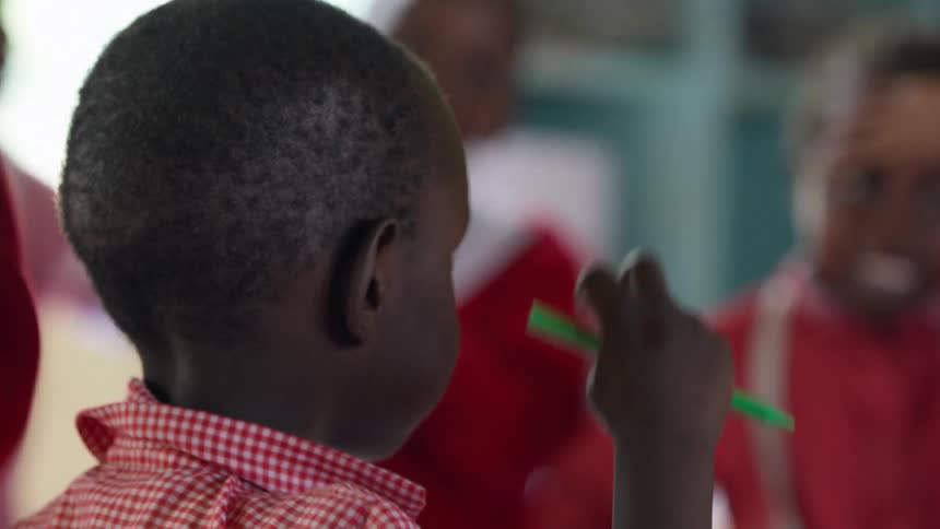 African school children are learning