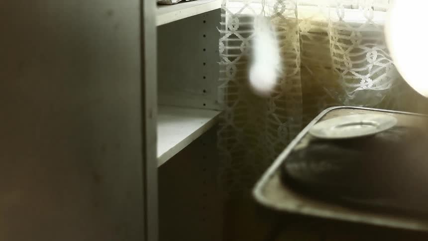 Items inside a home in the daytime