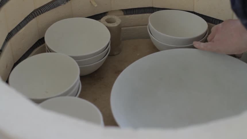 Cylinders are arranged near bowls
