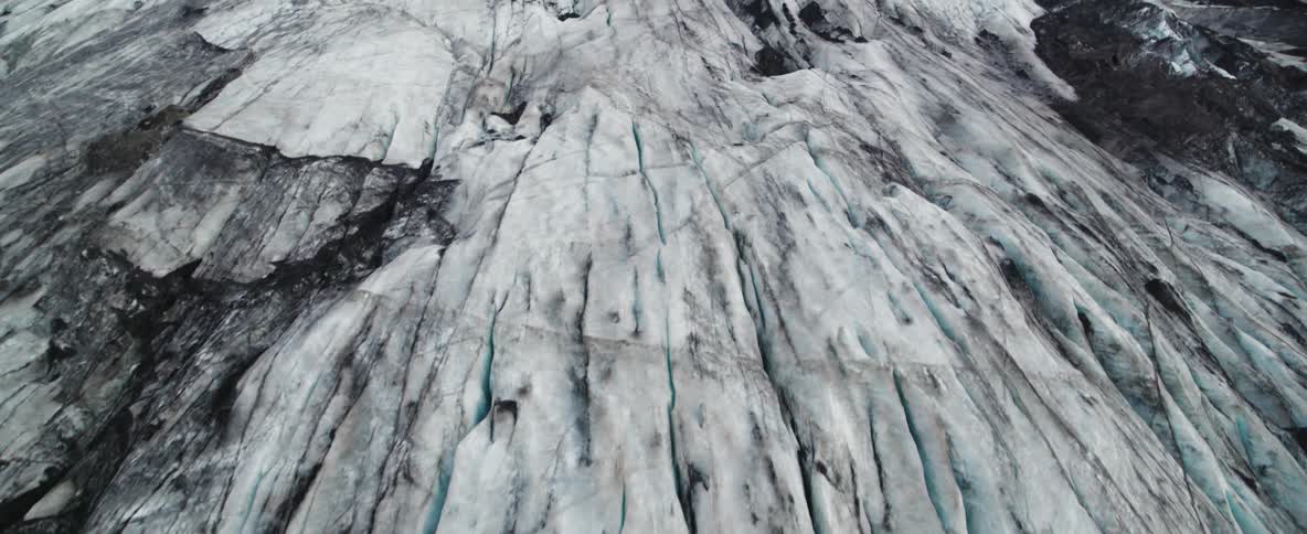 Cracked white and gray ice