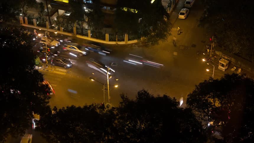 A busy city intersection in Mumbai, India