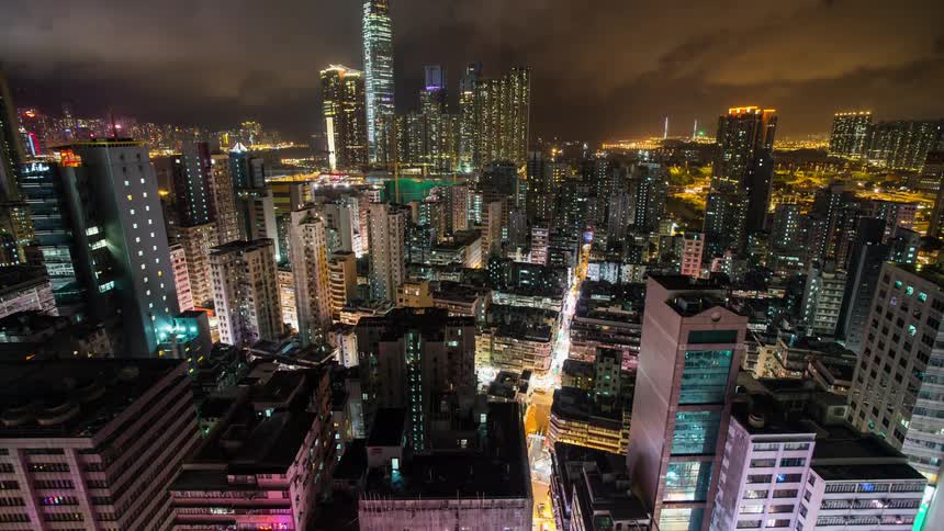 Time lapse of a lively night in Hong Kong