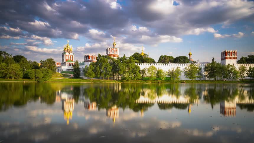 Time passes over a pond near Kremlin