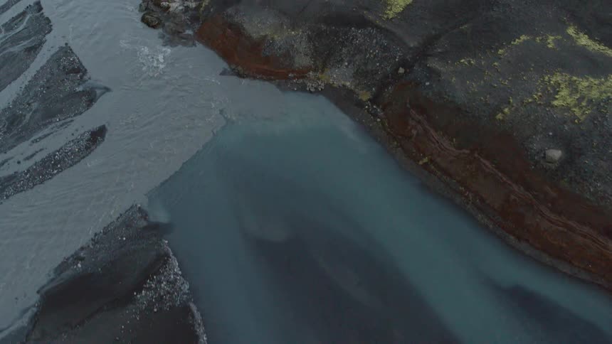 A river flows in the wilderness