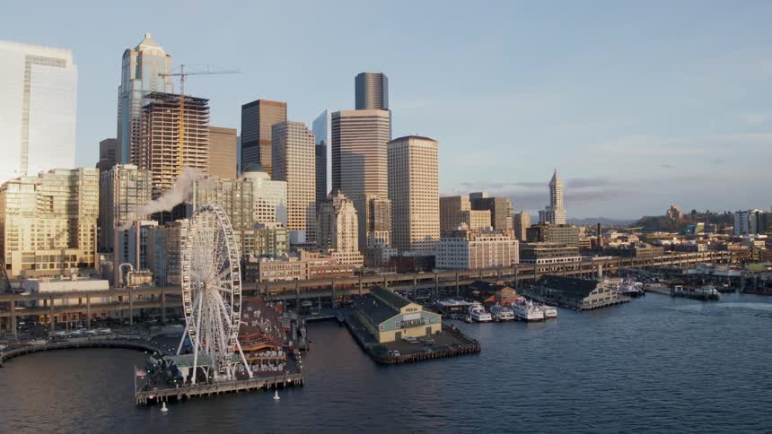 Pullback reveal of waterfront piers along Elliott Bay