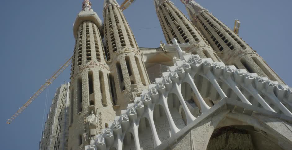 The building has four tall pillars in the front