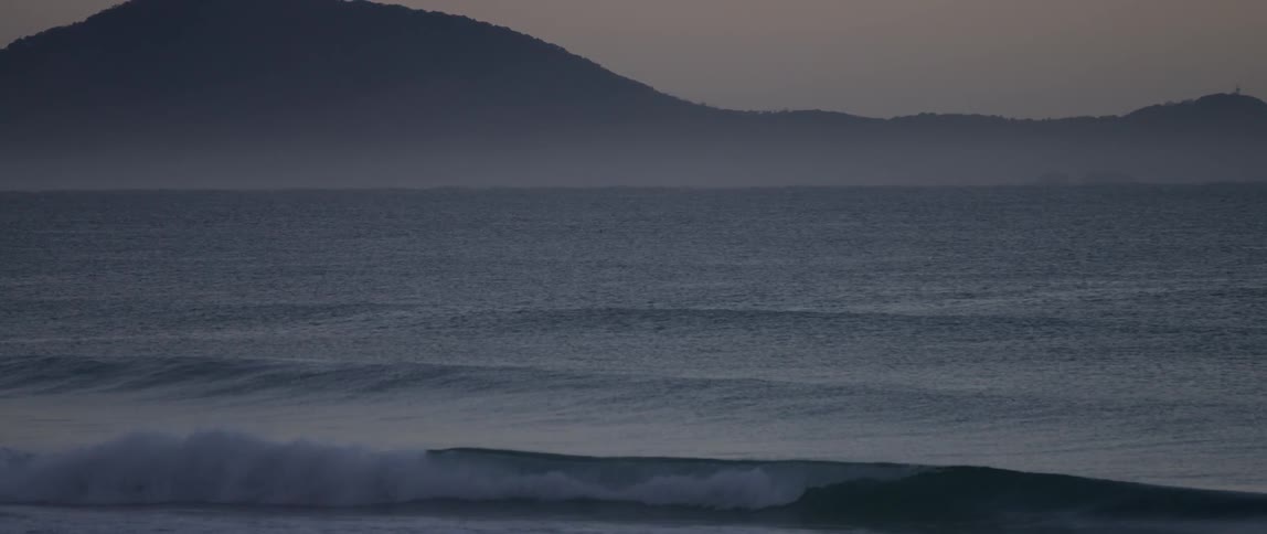 Waves are rolling in