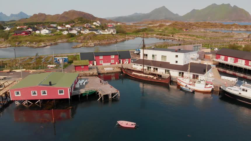 Buildings, boats and docks on the village waterway