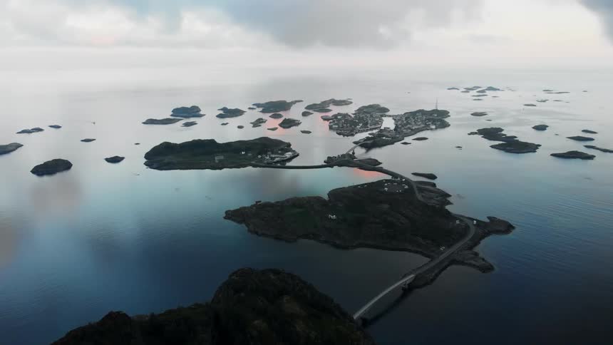 A row of islands are connected by bridges