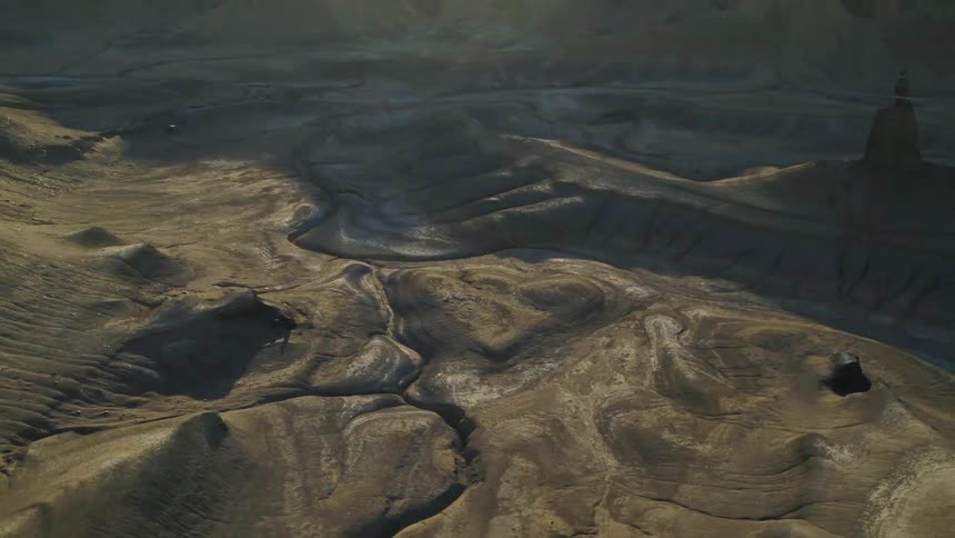 The valley below is covered with many hills