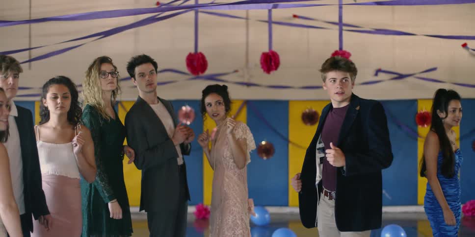 High school kids dance at a school dance