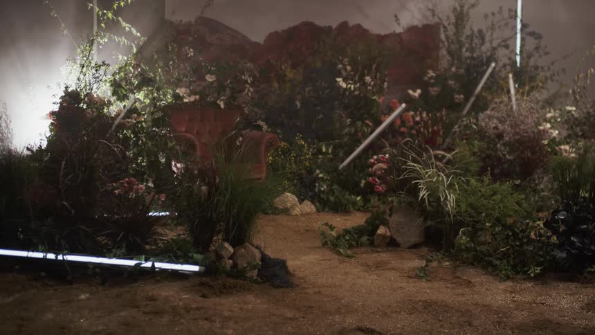 The lights are blinking on this set staged with flowers
